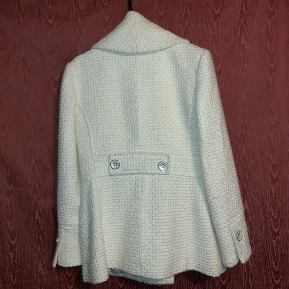 WHITE / BLACK classic blazer in beige or off white color - Picture 2 of 10